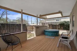 213 Girard Boulevard SE Patio