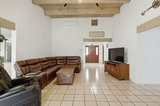 4018 Painted Pony Circle Living Room