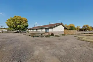 102-104 Nathan Court 