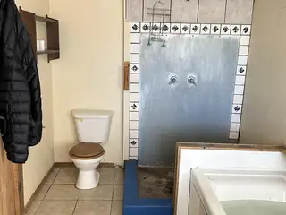 1 S Alamillo Road Exterior Front