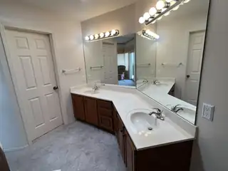 8001 Classic Avenue NE Floor Plan