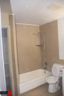 134 S Rhode Island Street SE 