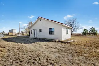 3 California Court Exterior Front