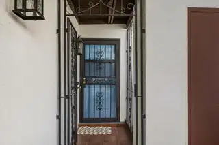 121 Calle Sol Se Mete NW 