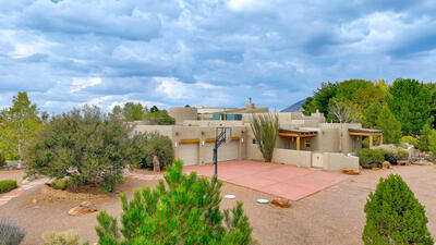 10421 OAKLAND Avenue NE, Albuquerque