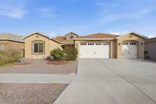 2560 Firewheel Avenue SW, Los Lunas