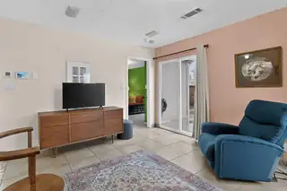 948 Charles Drive NE Living Room