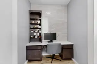 720 10th Avenue SE Home Office