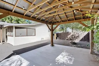 10 Nancy Street Patio