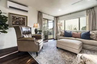 5517 Sonata Drive NE Living Room