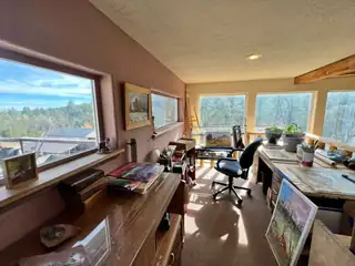 780 Red Bluff Road Home Office