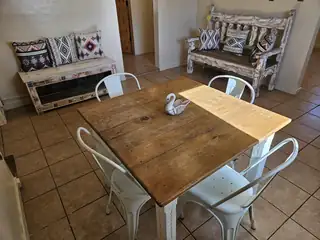 534 MISSION Avenue NE Dining Room