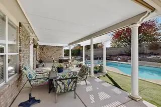 10101 Showlow Street NW Patio