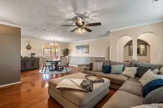 85 Lynwood Drive SE Living Room