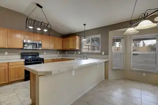 12 Juniper Place Kitchen