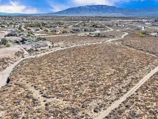 1205 Ventura Road SE 