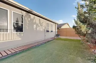 1805 Vista De Colinas Drive SE Backyard