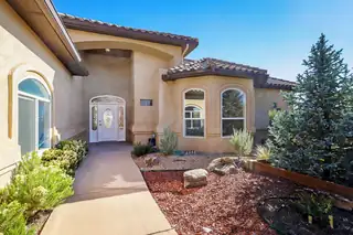 1 Coyote Canta Road, Corrales 