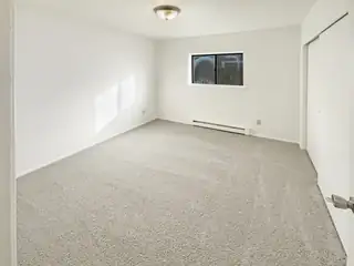 257 Burma Drive NE Living Room