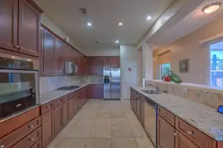 8300 Mesa Top Road NW Kitchen