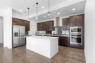 2504 Parkway Avenue Kitchen