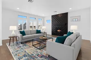 2504 Parkway Avenue Living Room