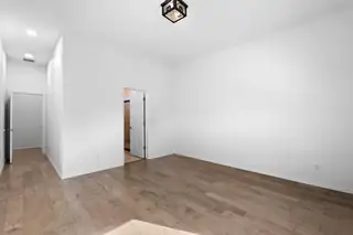 2504 Parkway Avenue View