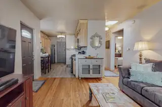 2635 Monroe Street NE Living Room