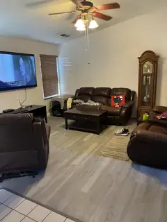 2040 Gomez Drive SW Living Room