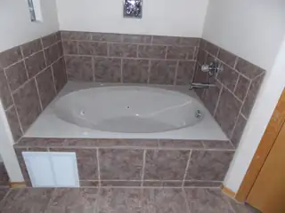 13200 Silver Peak Place NE 