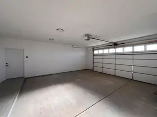 10 COLTY Road Garage