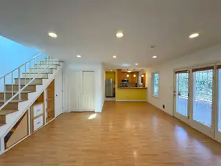 2111 New York Avenue SW 