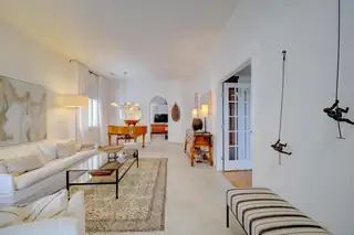 11118 Jewel Cave Road SE Living Room