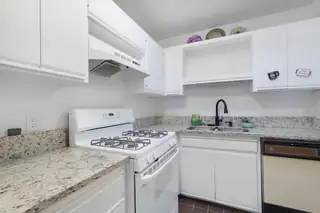 560 Aztec Road NW Kitchen