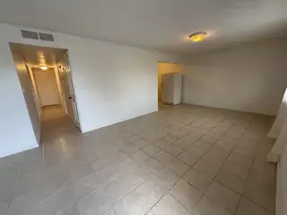 4537 W Lea Drive SW Living Room