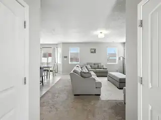 5925 Sandoval Drive NE Living Room