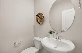 3104 Anderson Road NE Home Office