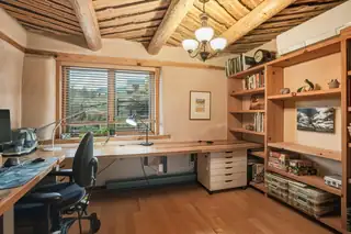 1320 Hollywood Boulevard Home Office