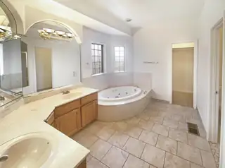 3856 Spyglass Loop SE Interior Other