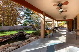 6123 Casa De Vida NE Patio