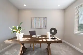 1709 Deer Valley Trail NW Home Office