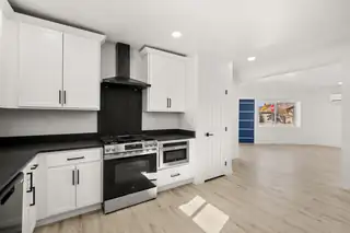 1400 8th Street SW Kitchen