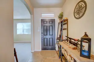 7320 Skagway Drive NE Living Room