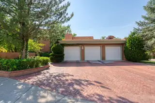2809 Calle Del Rio NW, Albuquerque 