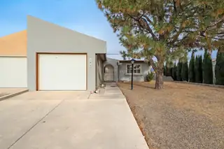 780 Stallion Road SE, Rio Rancho