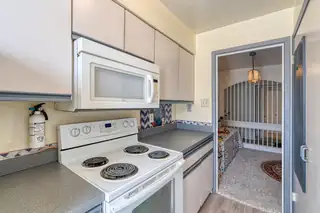 1601 Pennsylvania Street NE P4 Kitchen