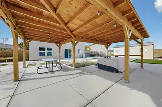 2900 Gault Trail SW Patio