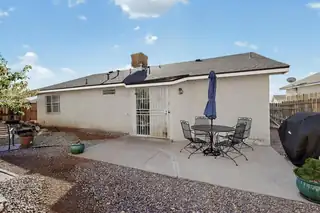 1204 Diamond Place SW Patio