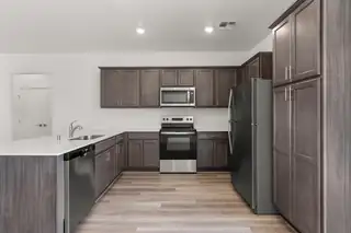 809 Calle De Las Rosas Kitchen