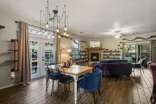 512 Twilight Vista Lane SW Living Room